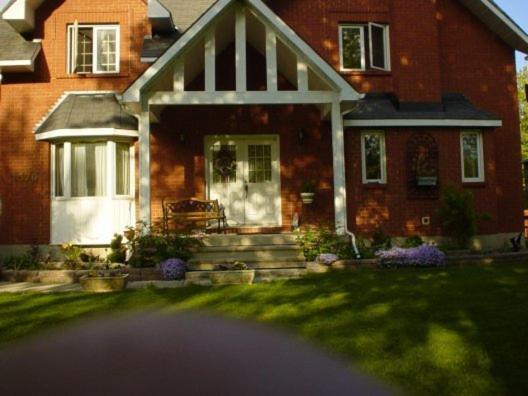 Maple Woods Acomodação com café da manhã Casselman Exterior foto